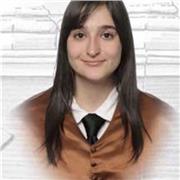 Ingeniera química ofrece clases de asignaturas de la rama de ciencias